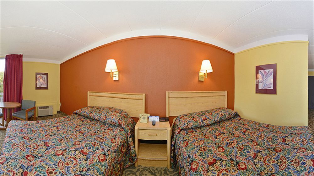 Wingate By Wyndham Bloomington Ξενοδοχείο Εξωτερικό φωτογραφία