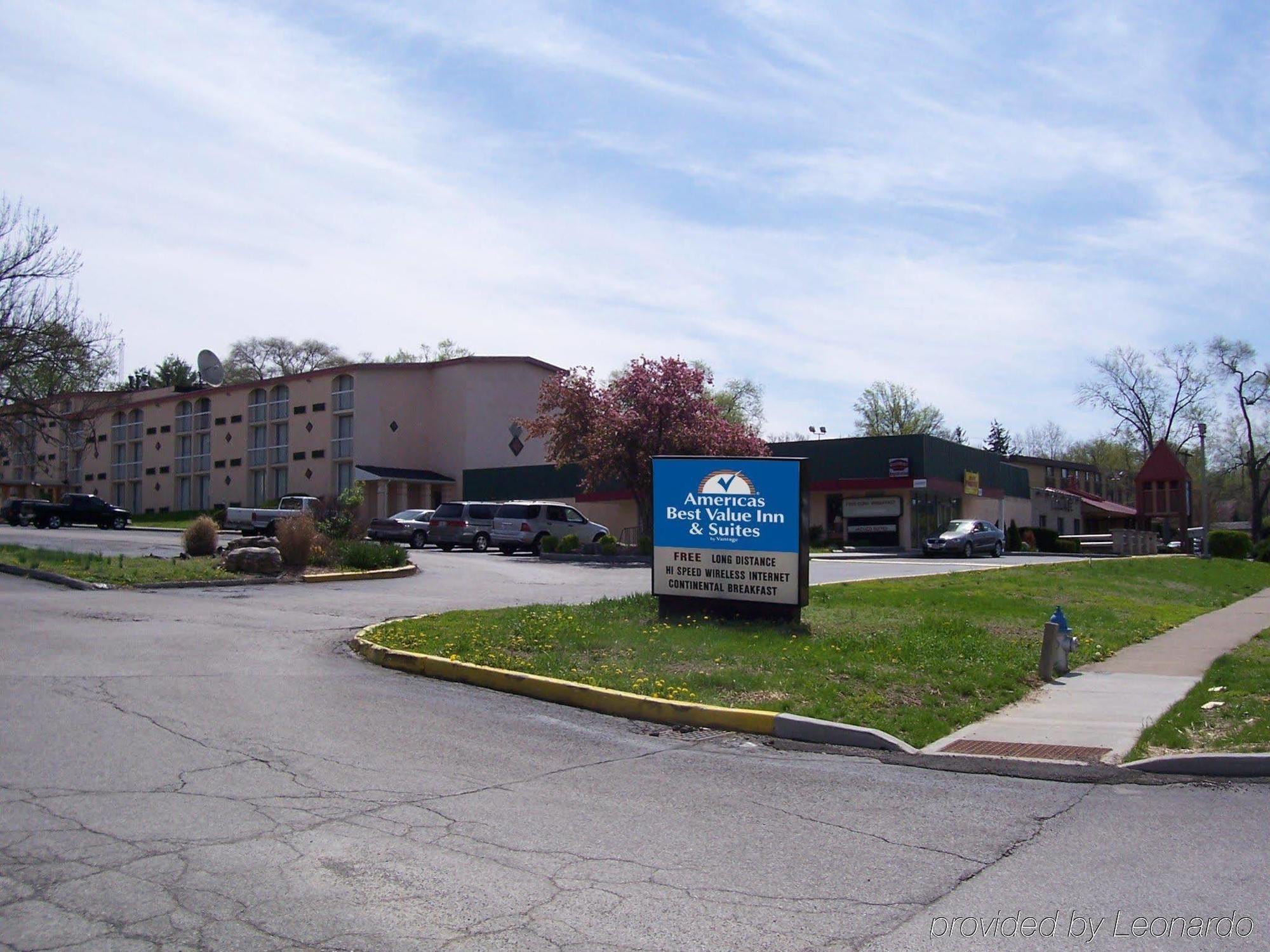Wingate By Wyndham Bloomington Ξενοδοχείο Εξωτερικό φωτογραφία